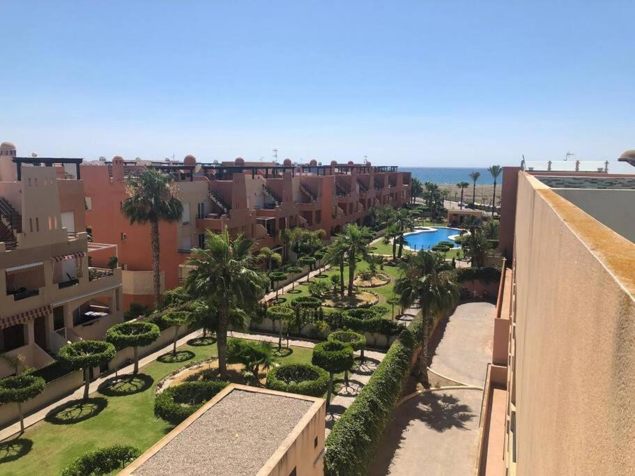 Апартаменти Bajo Con Jardin A Pie De Playa Y Piscina Comunitaria Con Jacuzzi Playas de Vera Екстер'єр фото