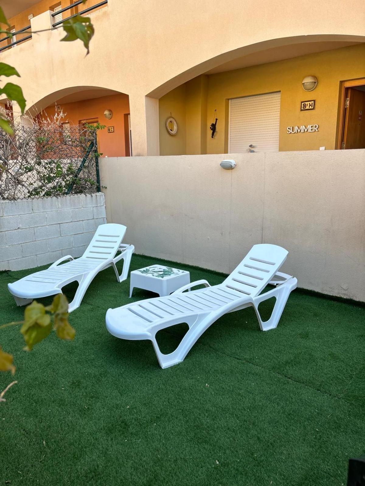 Апартаменти Bajo Con Jardin A Pie De Playa Y Piscina Comunitaria Con Jacuzzi Playas de Vera Екстер'єр фото